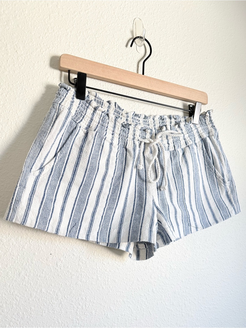 Roxy Low Rise Cotton & Linen Pull On Mini Shorts